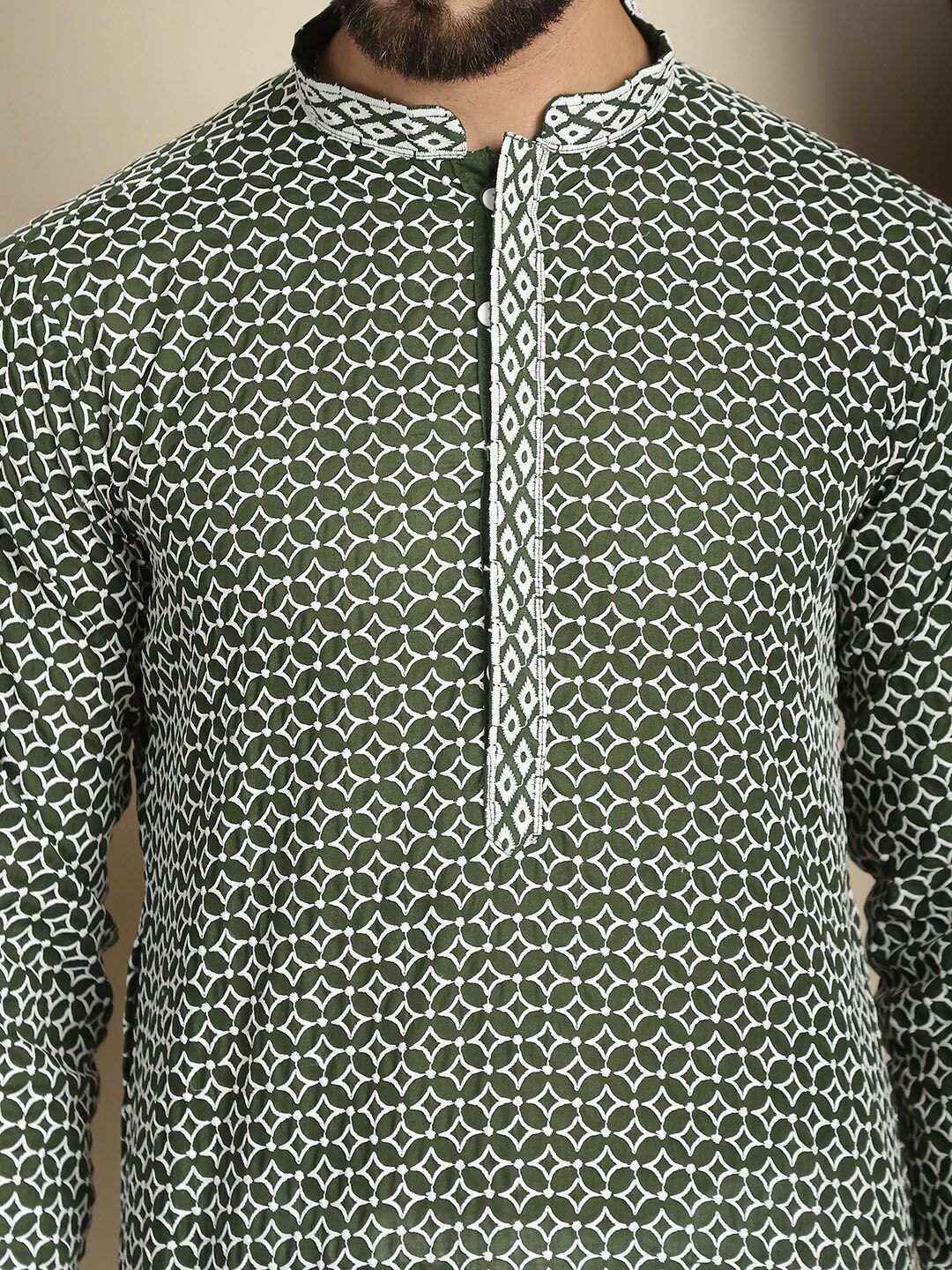 Anouk Green Geometric Embroidered Mandarin Collar Chikankari Pure Cotton Straight Kurta
