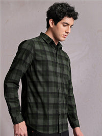Locomotive Men Green Checked Regular Shirt