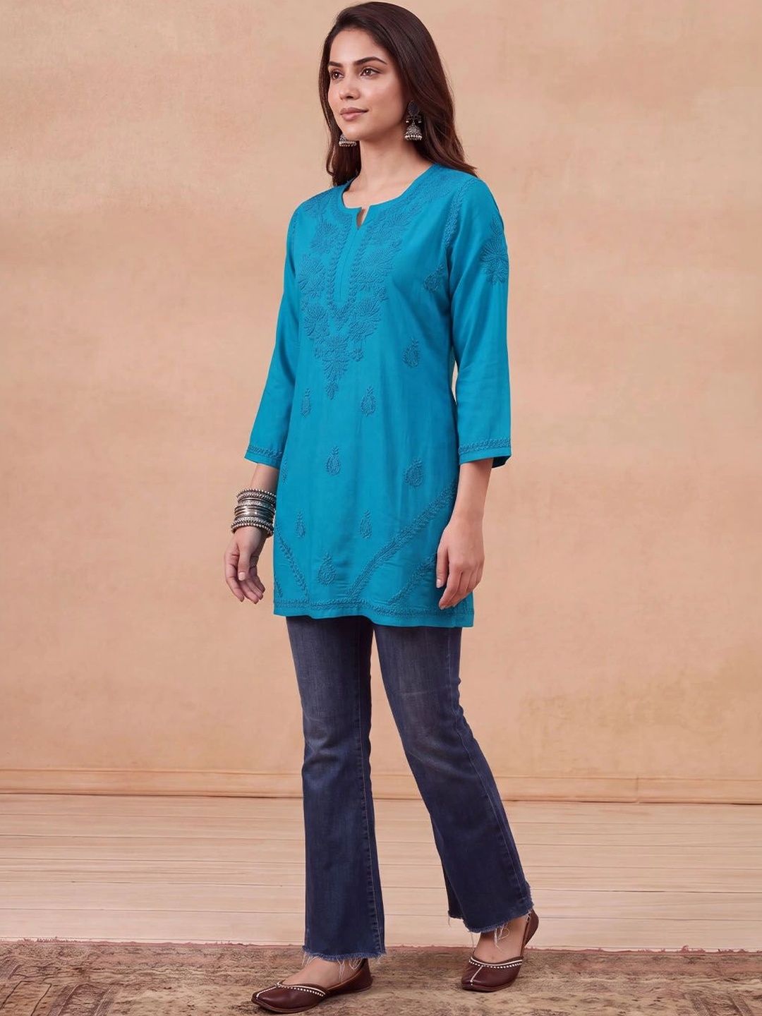 House of Chikankari Women Embroidered Chikankari Kurta
