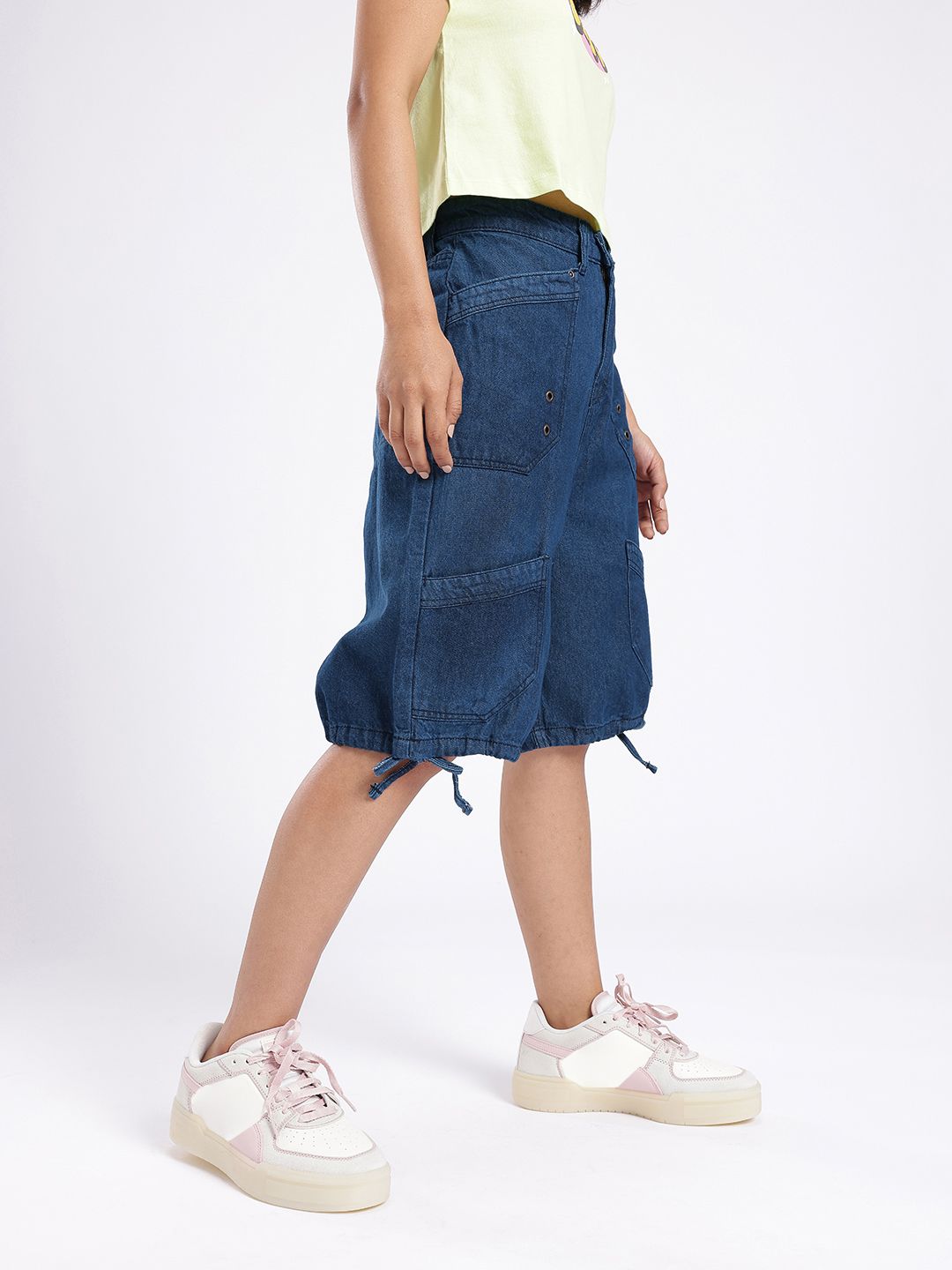 DressBerry Women Street Cool Cargo Style Shorts