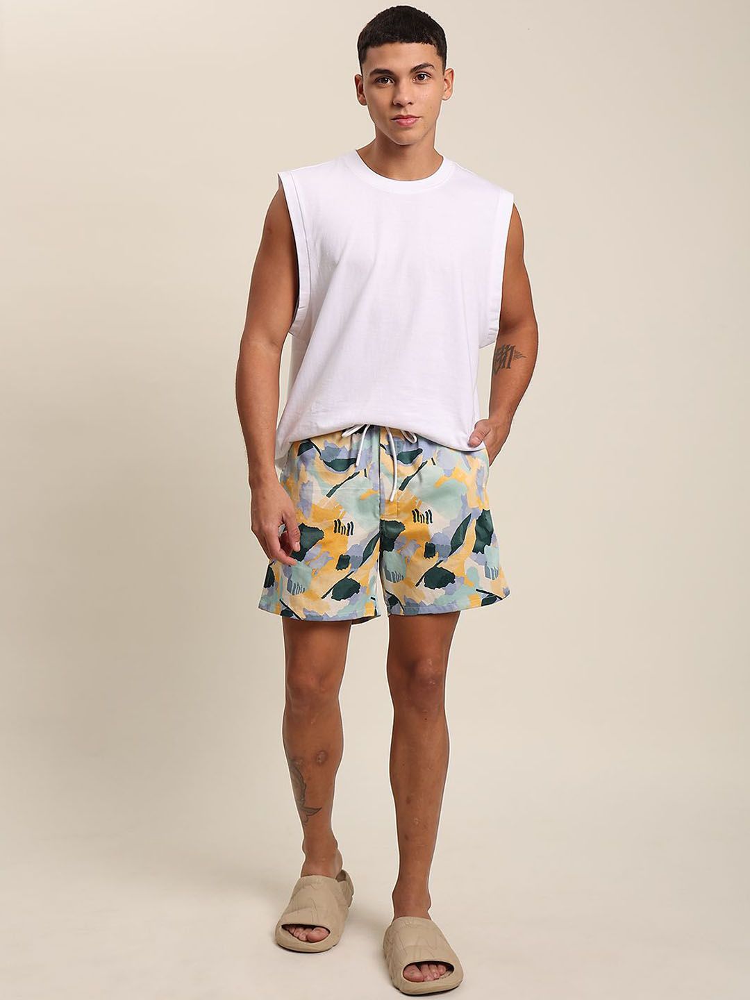 Bene Kleed Men Mid-Rise Printed Cotton Slim Fit Shorts