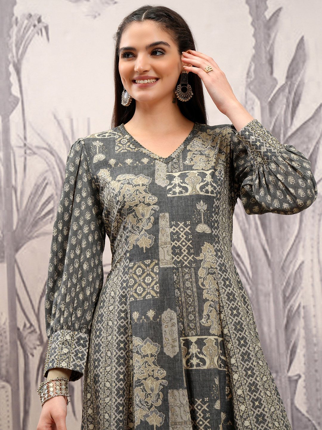 Vishudh Ethnic Motifs Printed V-Neck Puff Cuffed SleevesCotton A-Line Midi Dress