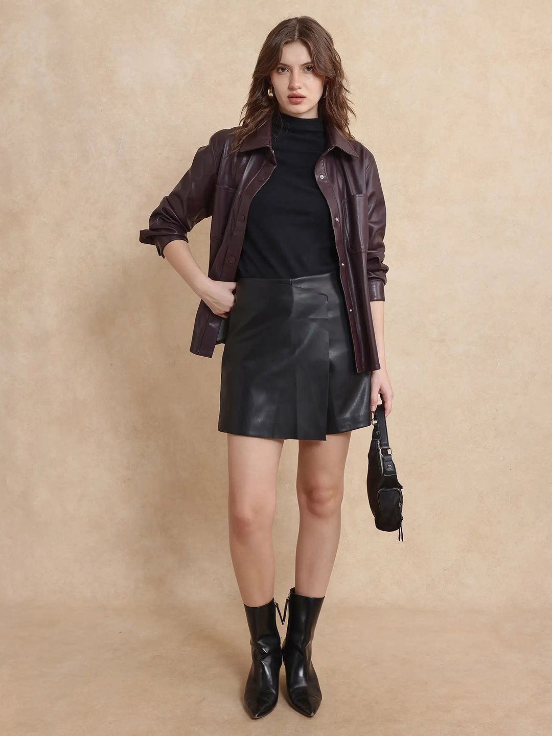 RAREISM Women Gerro Primary Black Skirts