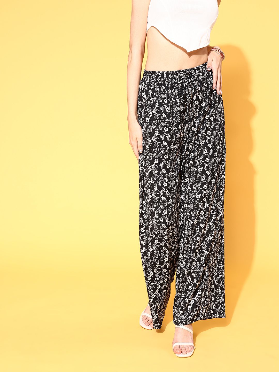 Berrylush Women Classic Black Floral Roman Column Trousers