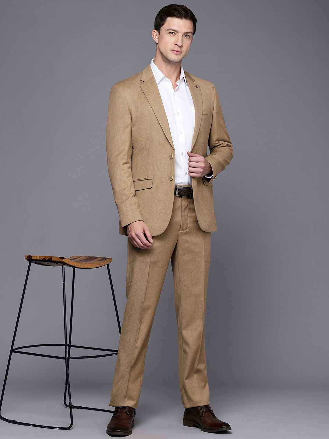 Raymond Contemporary Fit Single Breasted 2-Piece Formal Suit