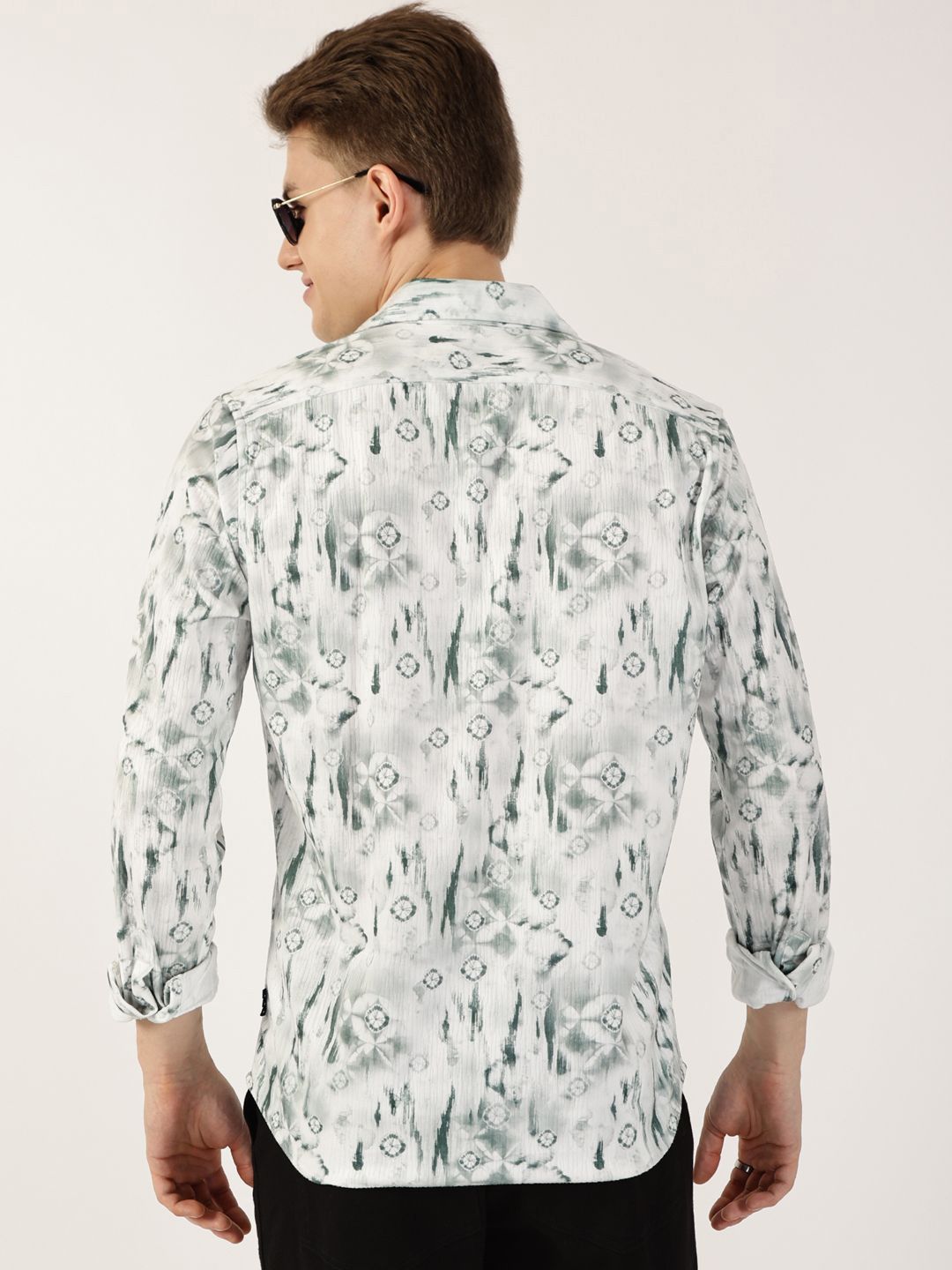Thomas Scott Men Premium Cutaway Collar Abstract Printed Casual Shirt