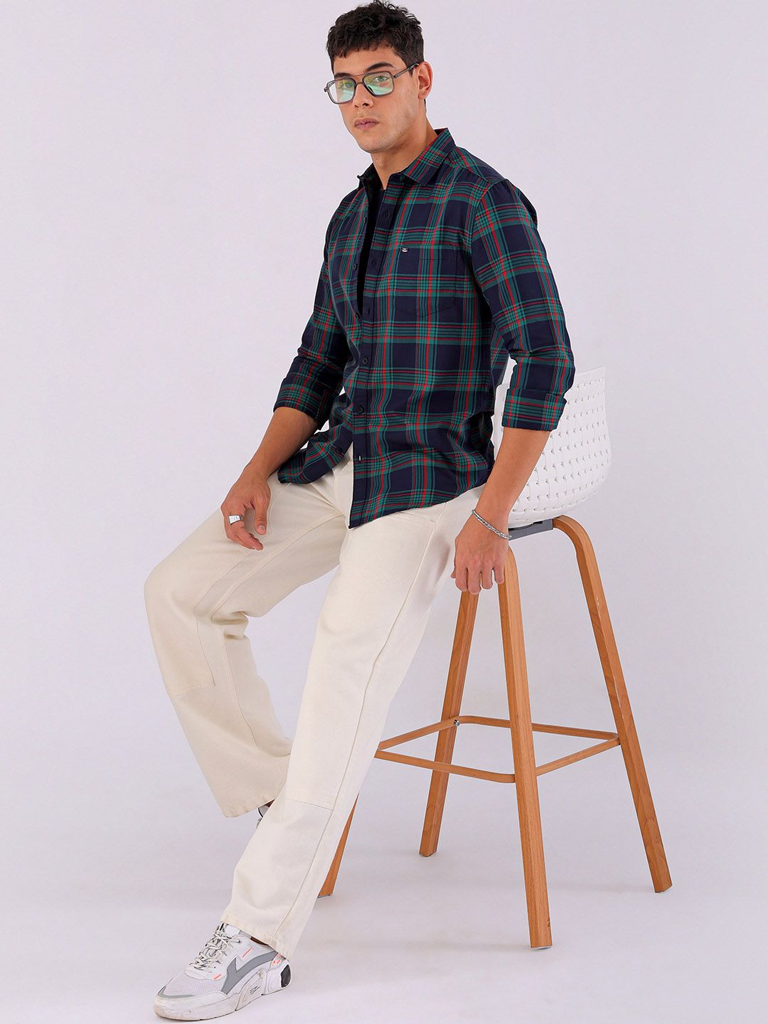 The Indian Garage Co Men Spread Collar Tartan Checked Cotton Slim Fit Casual Shirt