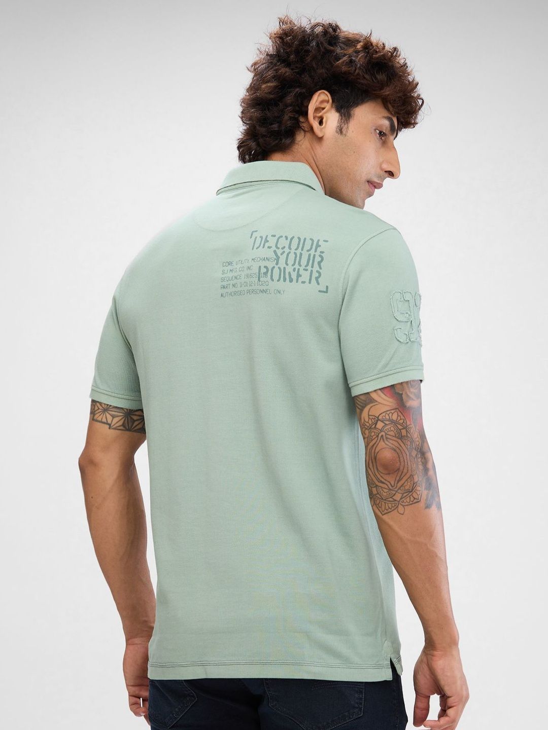 SPYKAR Men Typography Printed Polo Collar Slim Fit T-shirt