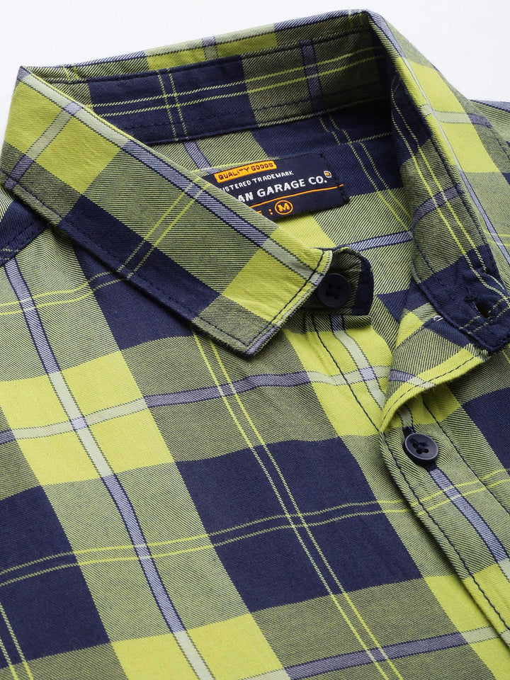 The Indian Garage Co Men Regular Fit Checked Casual Shirt