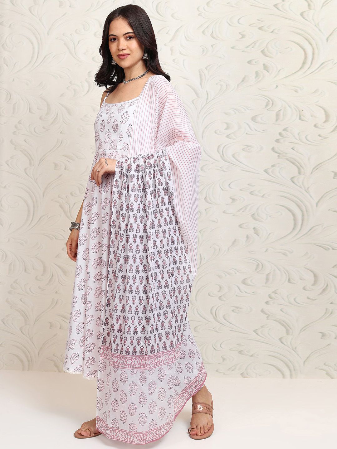 Vishudh Women Ethnic Motifs Printed Regular Pure Cotton Kurta with Trousers & With Dupatta