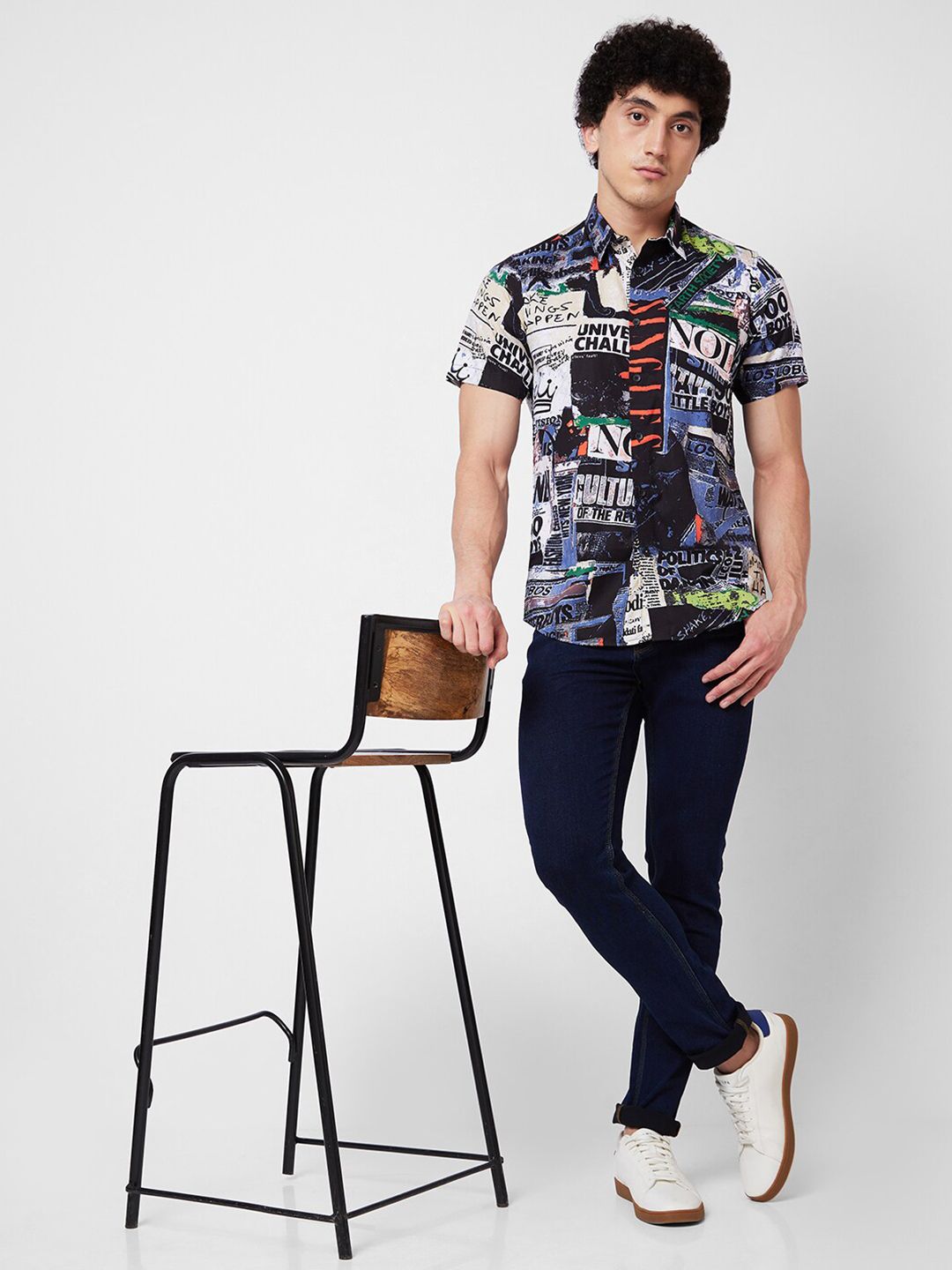SPYKAR Spread Collar Short Sleeves Graphic Printed Cotton Casual Shirt