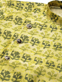 SOJANYA Men Green Printed Angrakha Straight Kurta