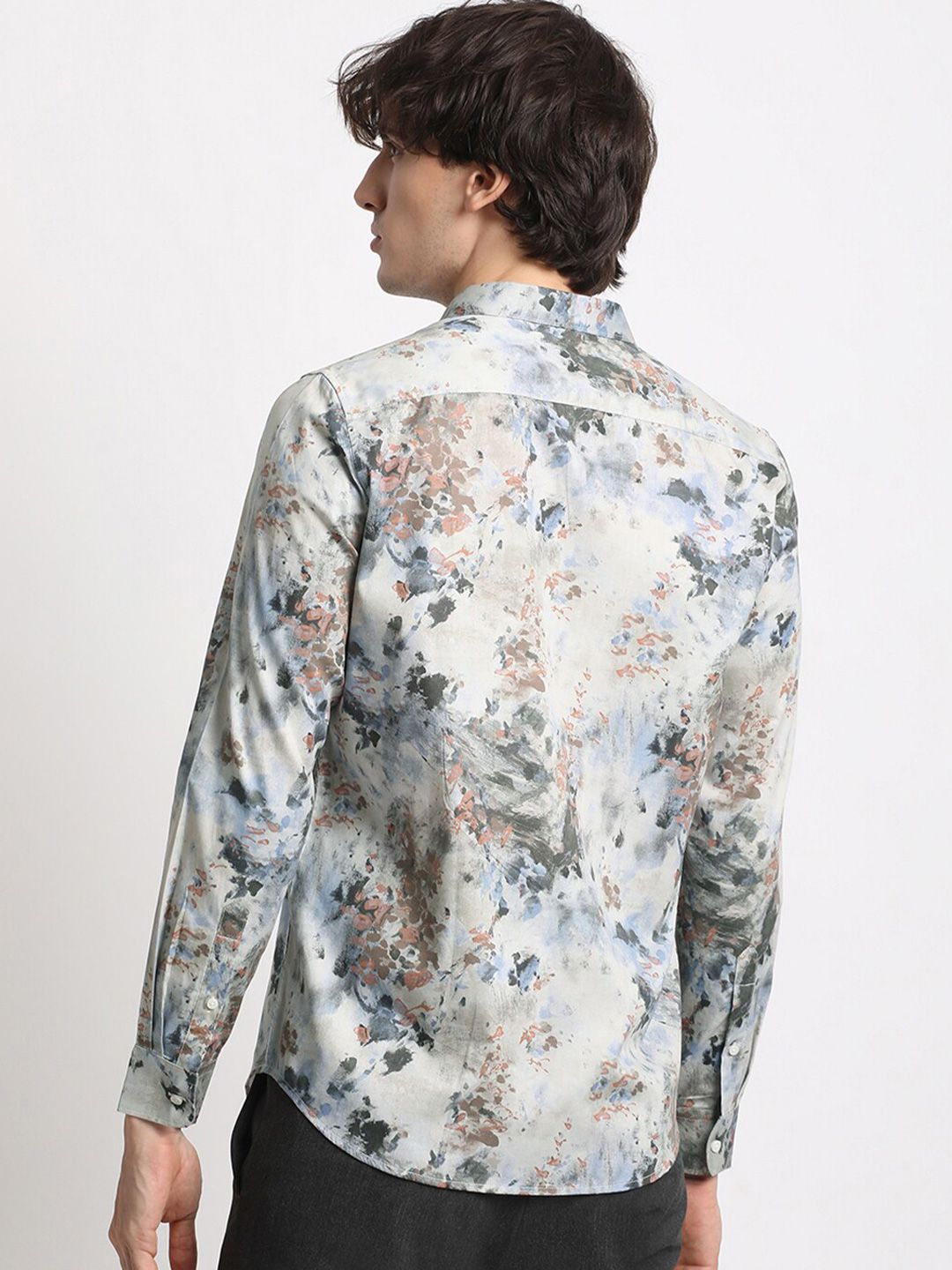 THE BEAR HOUSE Slim Fit Long Sleeves Spread Collar Cotton Opaque Printed Casual Shirt