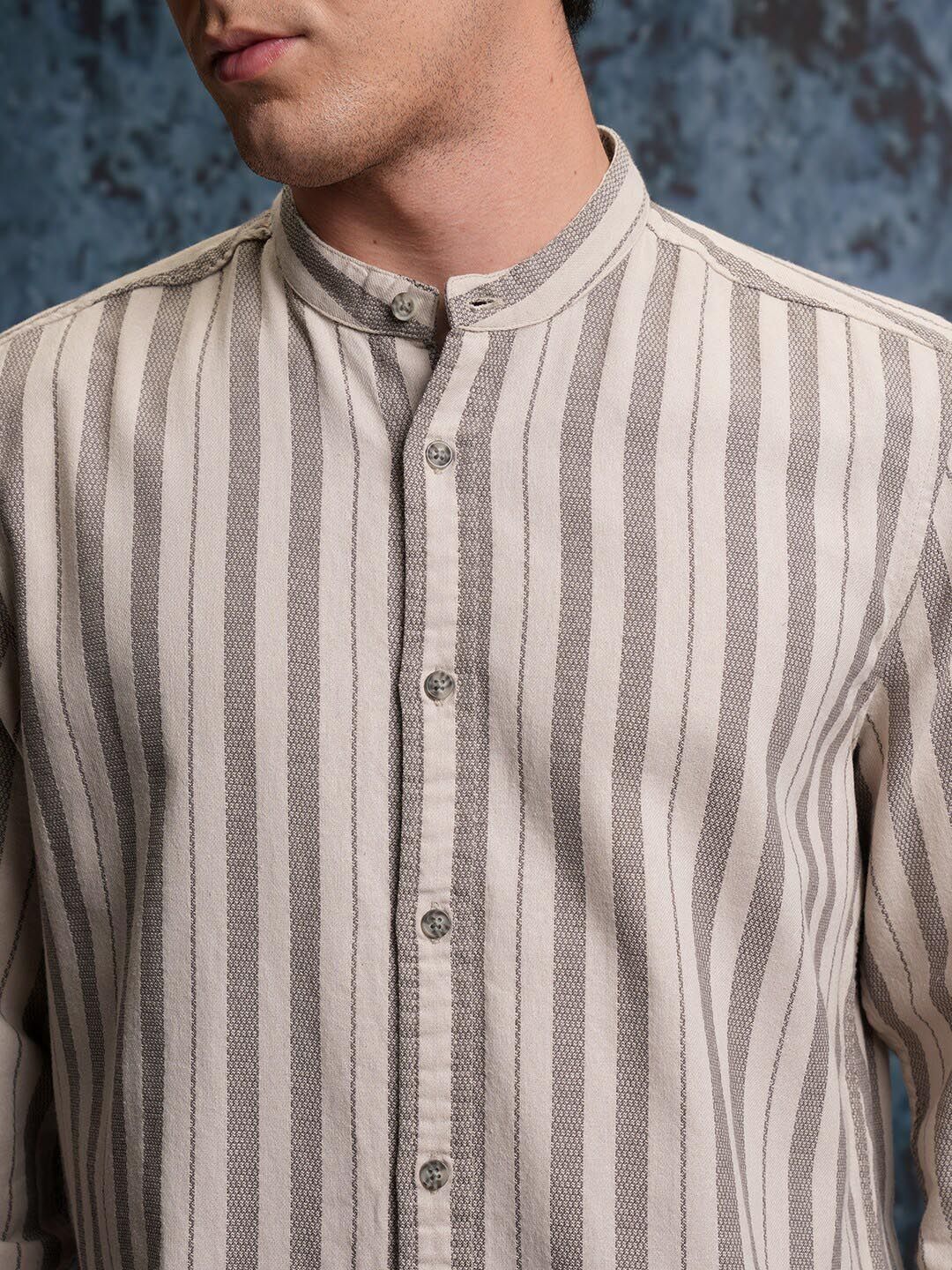 LOCOMOTIVE Mock Lino Dobby Textured Striper Stand-Up Collar Regular Shirt