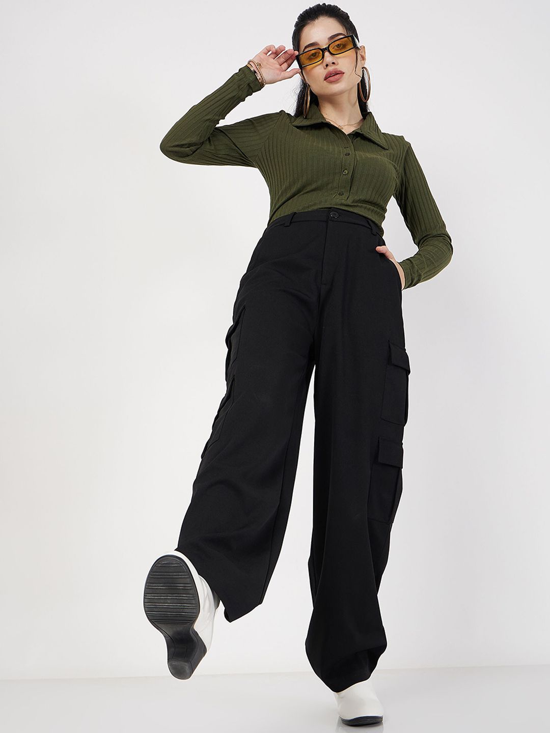 SASSAFRAS Women Plain Flat-Front High-Rise Cargos