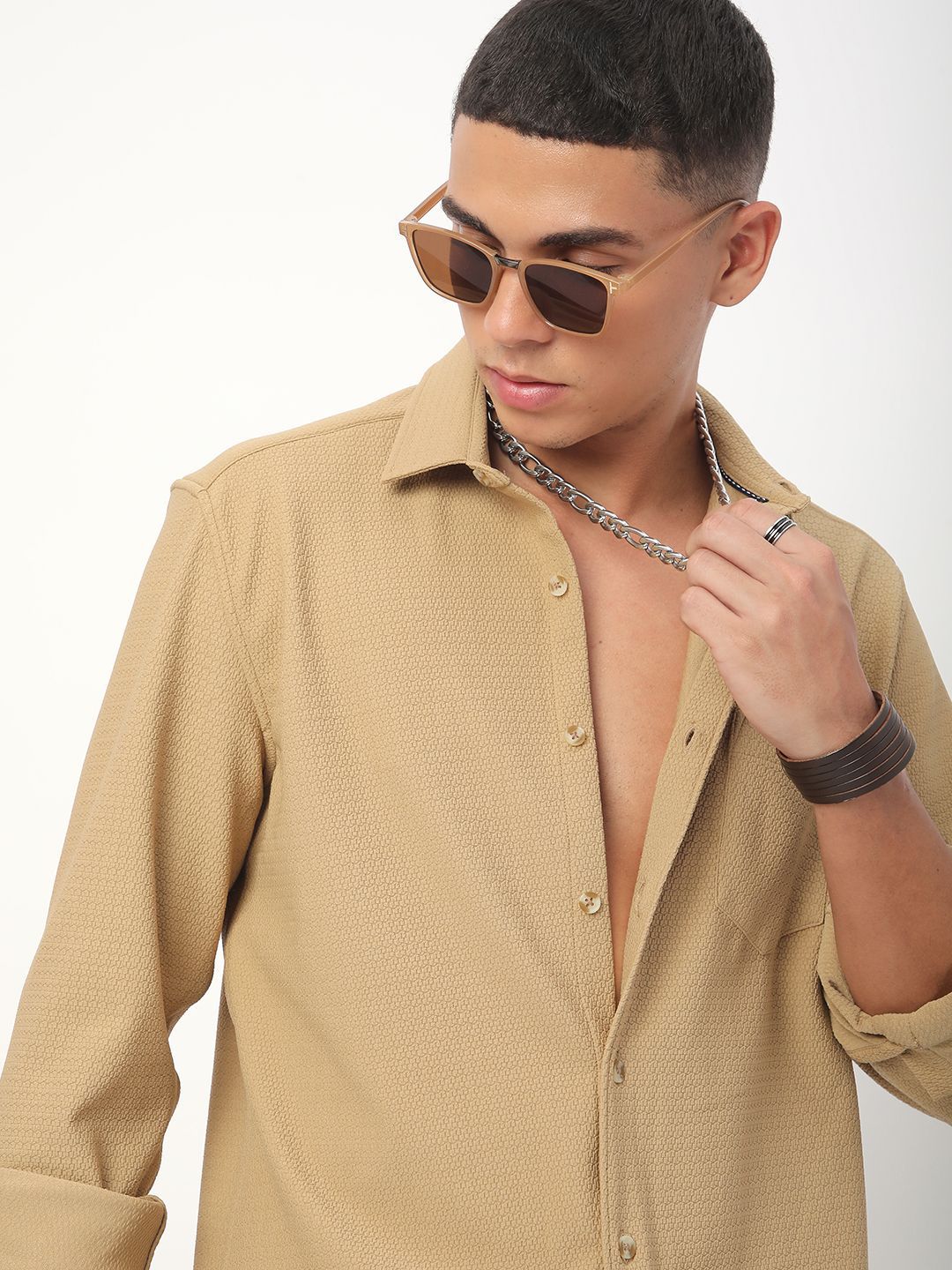 VASTRADO Men Classic Cutaway Collar Textured Casual Shirt