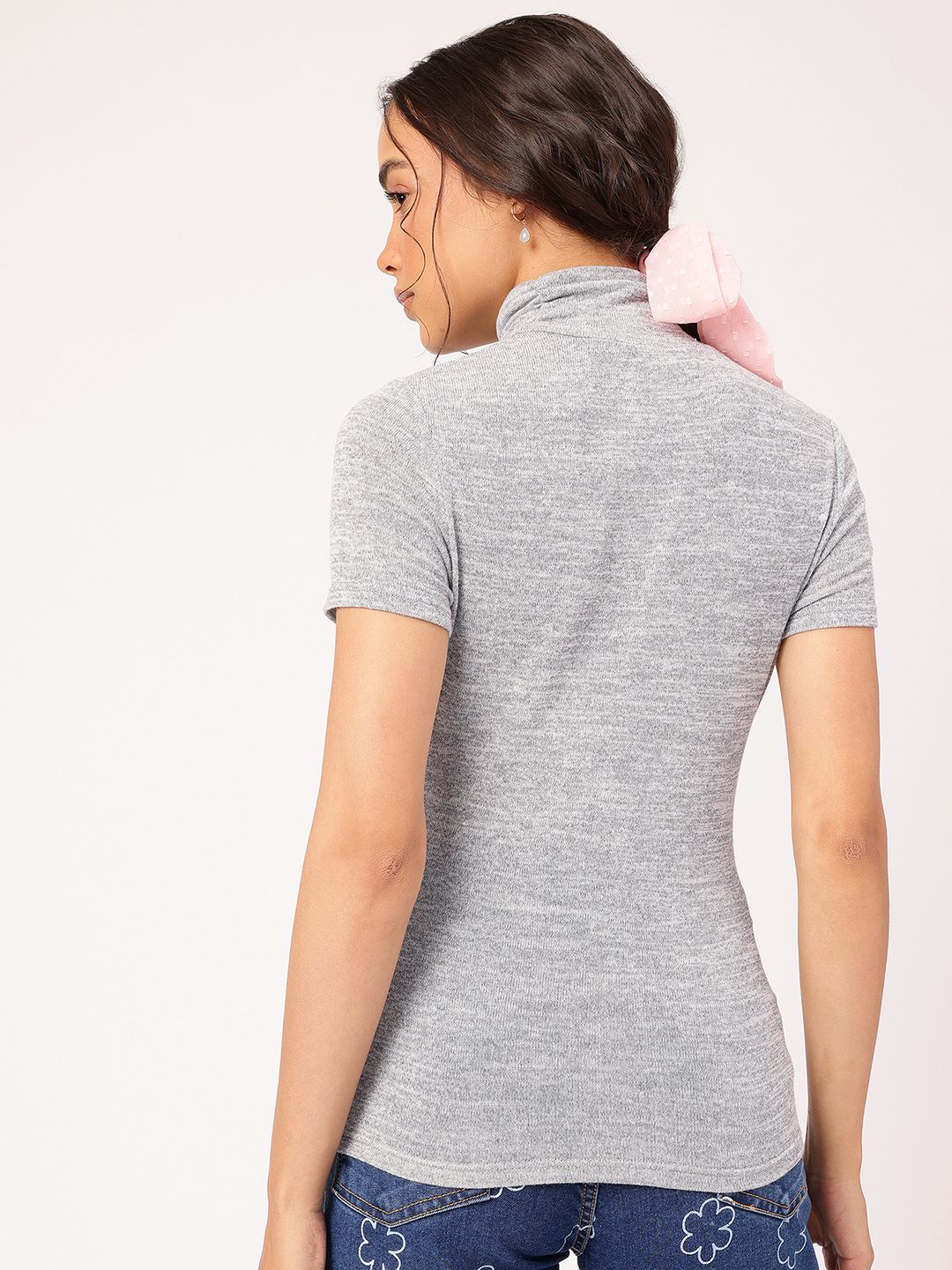 DressBerry High Neckline Chic Ribbed Top