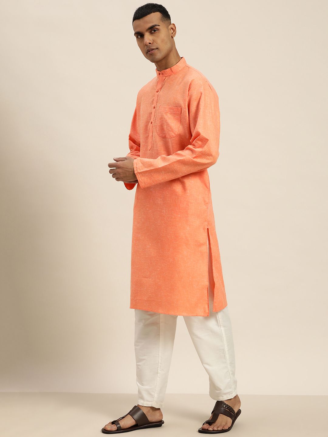 SOJANYA Men Orange Dobby Kurta