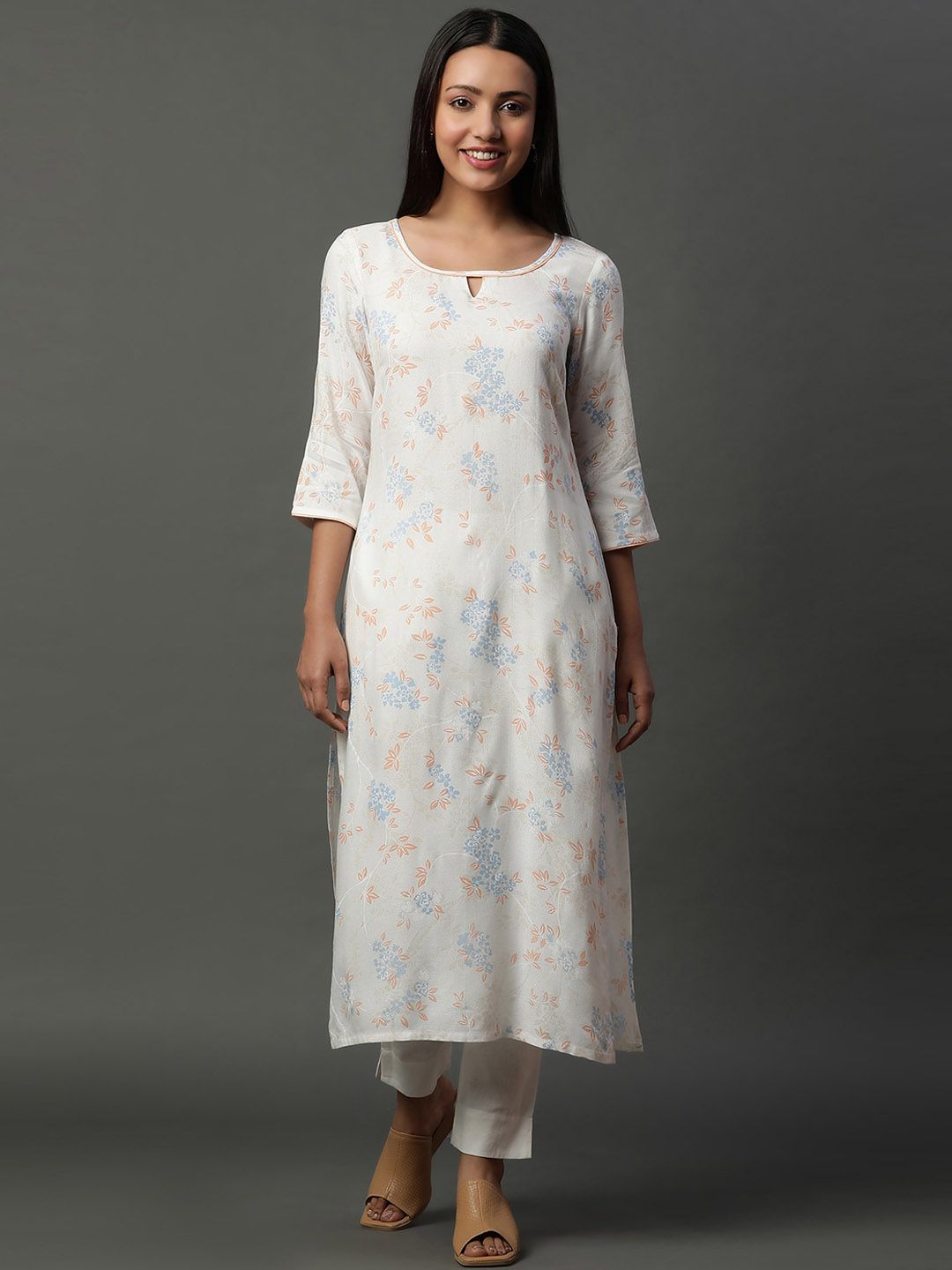 AURELIA Floral Printed Keyhole Neck Three Quarter Sleeves Thread Work Kurta