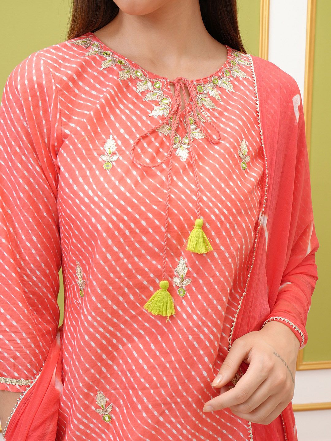 Vishudh Floral Printed Regular Pure Cotton Kurta with Trousers & With Dupatta