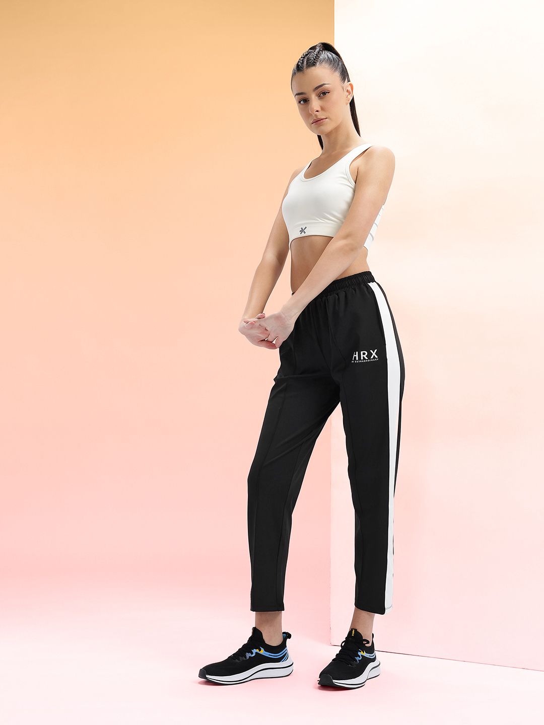 HRX by Hrithik Roshan Women Brand Logo Detail Rapid-Dry Cropped Running Track Pants