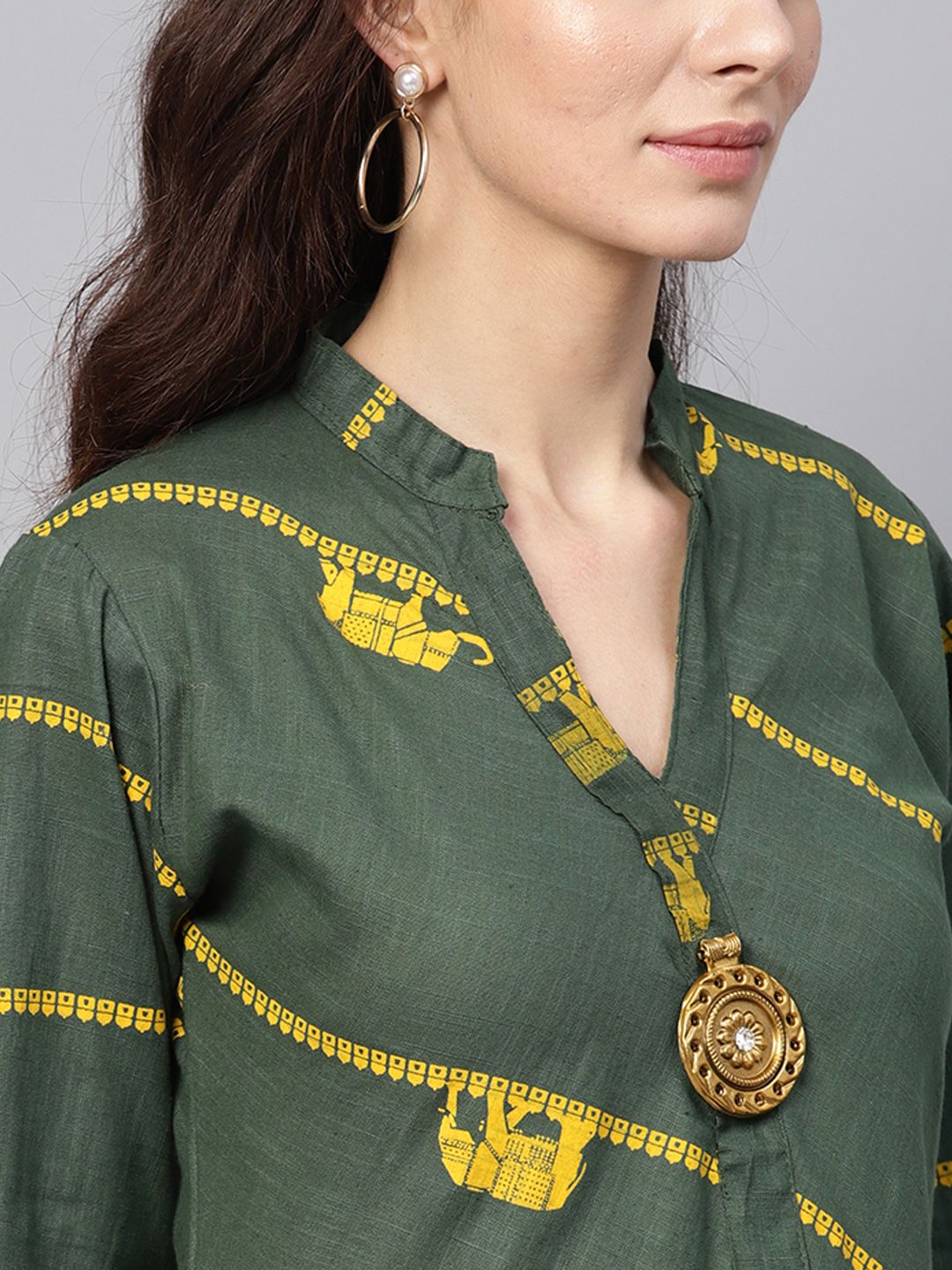 SOJANYA Kurta A-Line Berjalur Hijau & Kuning Wanita
