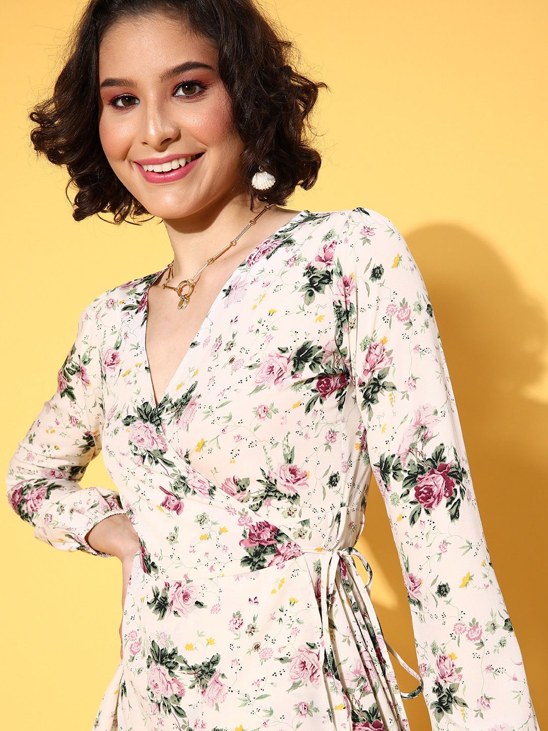 Berrylush Beige Floral Crepe Dress