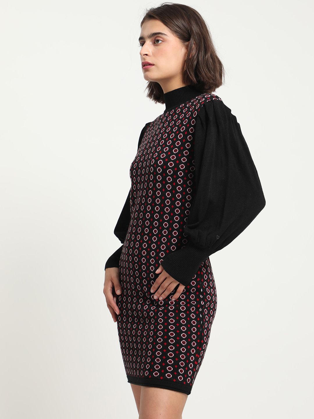 RAREISM Geometric Self Design Acrylic Longline Pullover