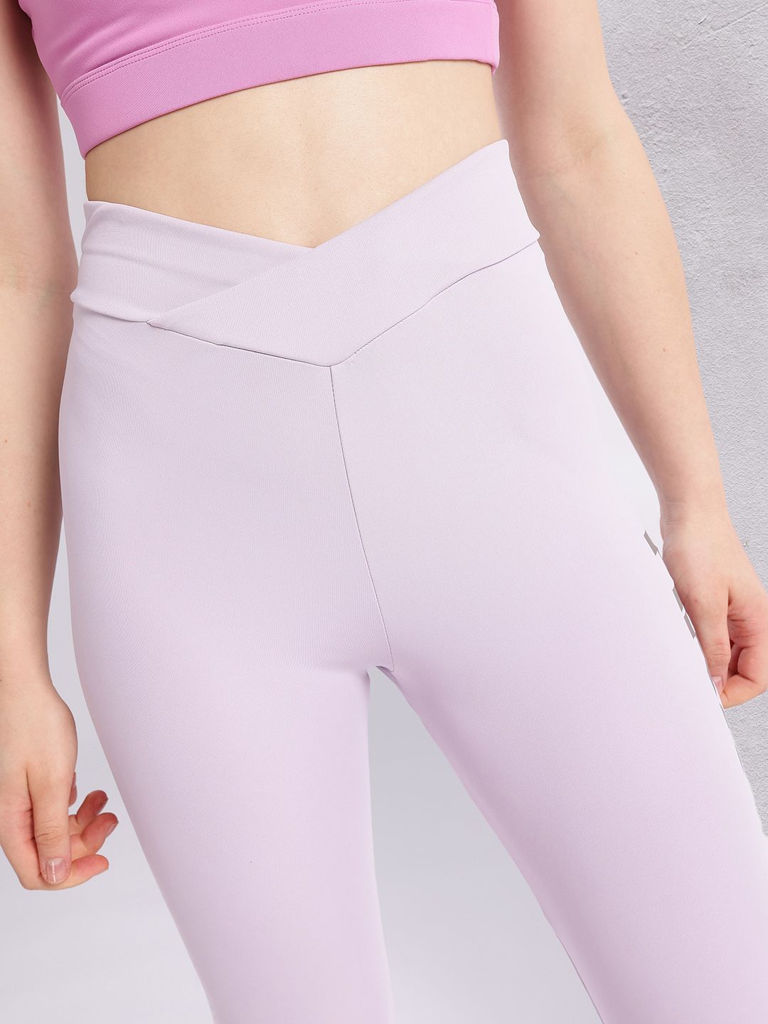HRX by Hrithik Roshan Women Brand Logo Print Mid-Rise Cropped Running Tights