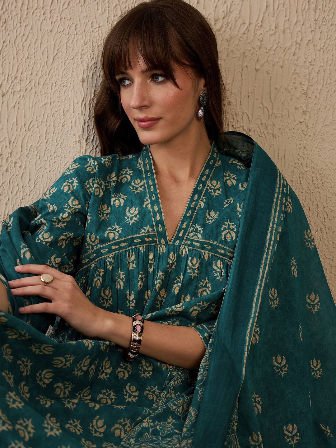 Indo Era Women Floral Printed Empire Pure Cotton Kurta with Trousers & With Dupatta