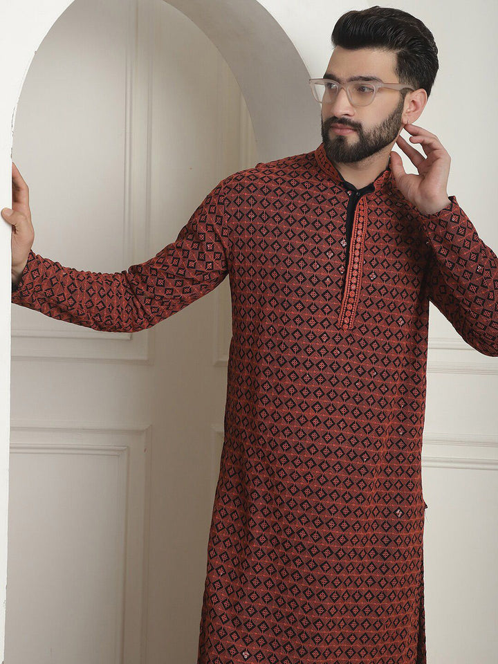 SOJANYA Geometric Embroidered Mandarin Collar Long Sleeves Straight Kurta