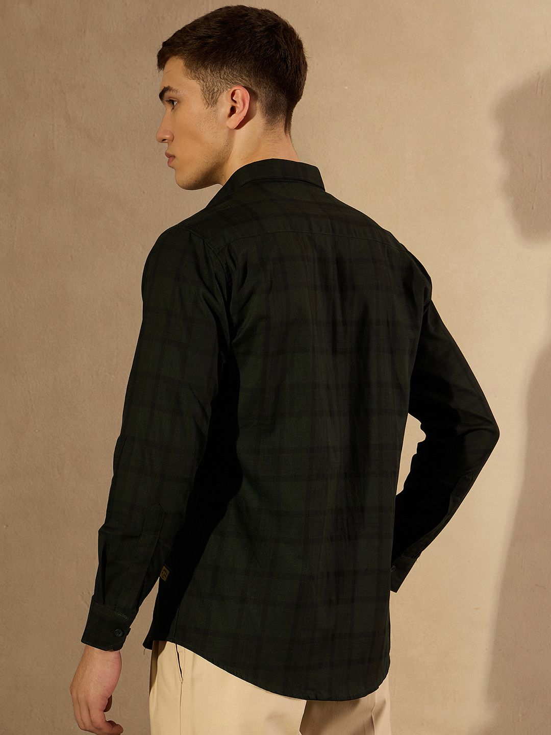 DENNISON Spread Collar Smart Checked Casual Shirt