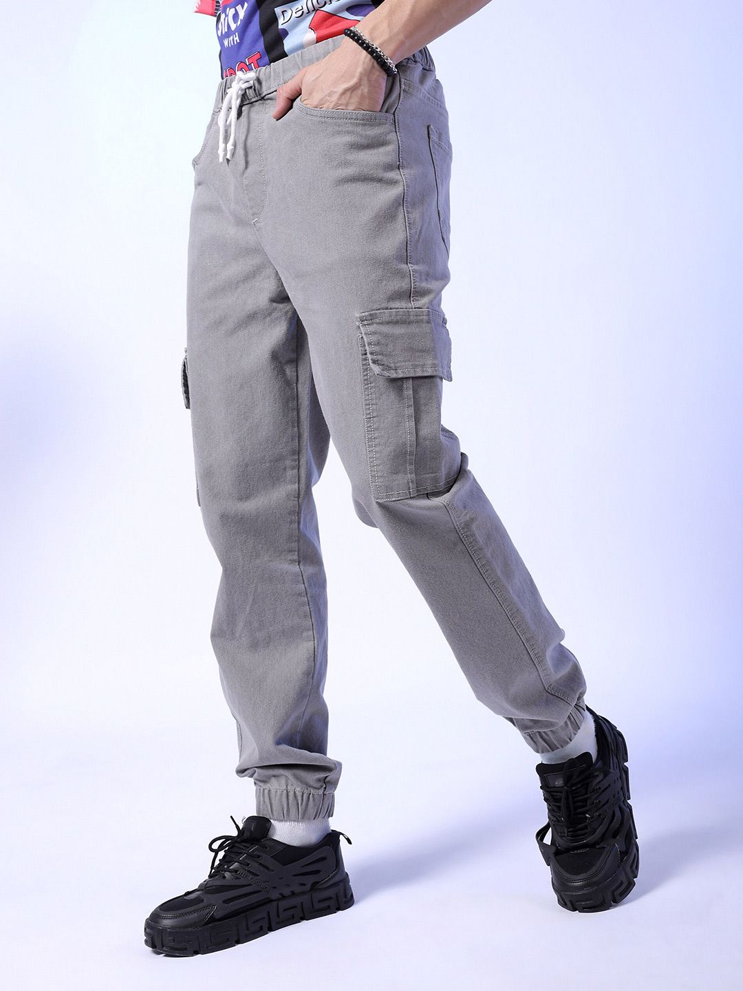 The Indian Garage Co Men Light Fade Stretchable Cargo Jogger Jeans