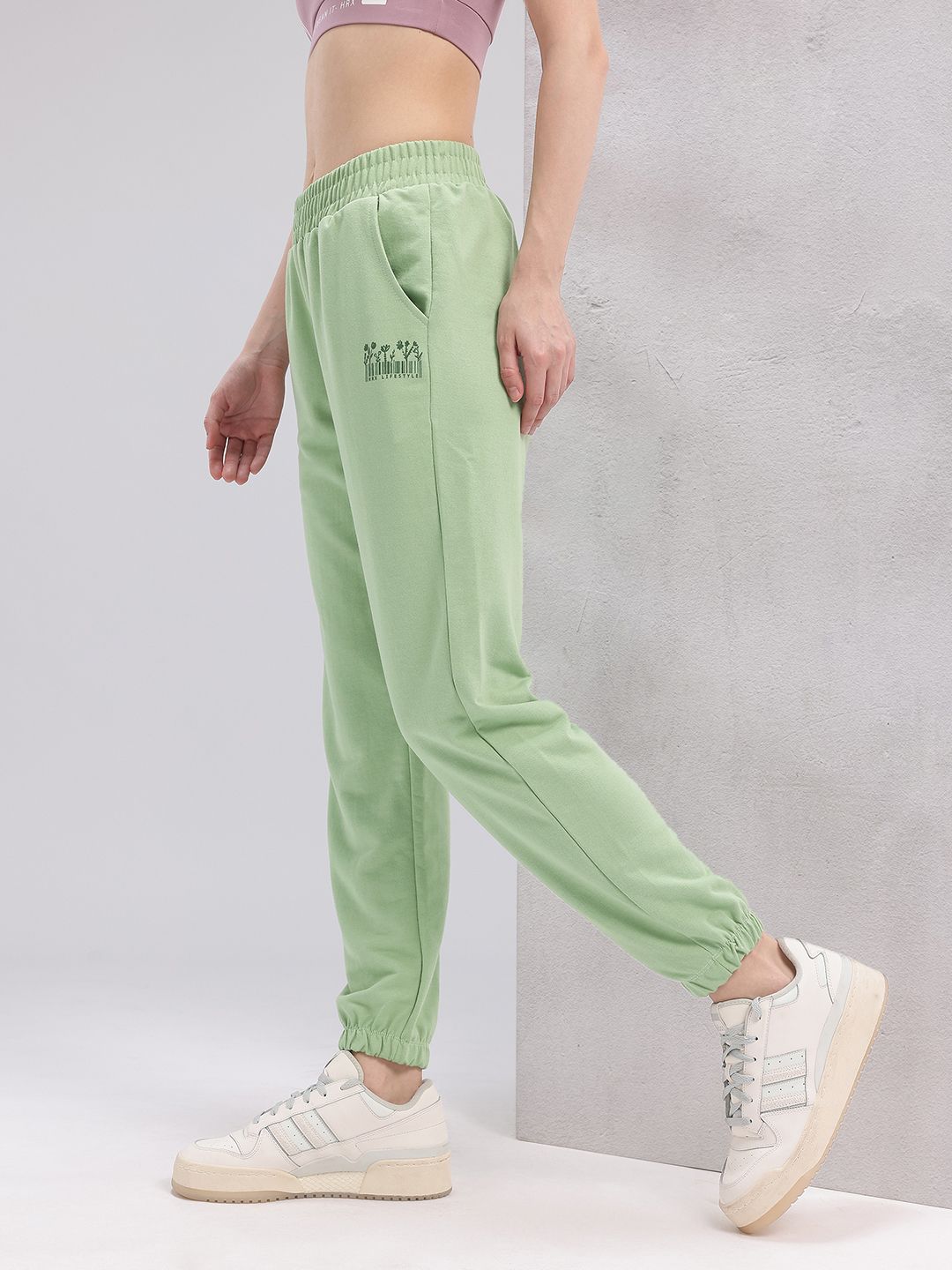 HRX by Hrithik Roshan Women Printed Detail Mid-Rise Lifestyle Joggers