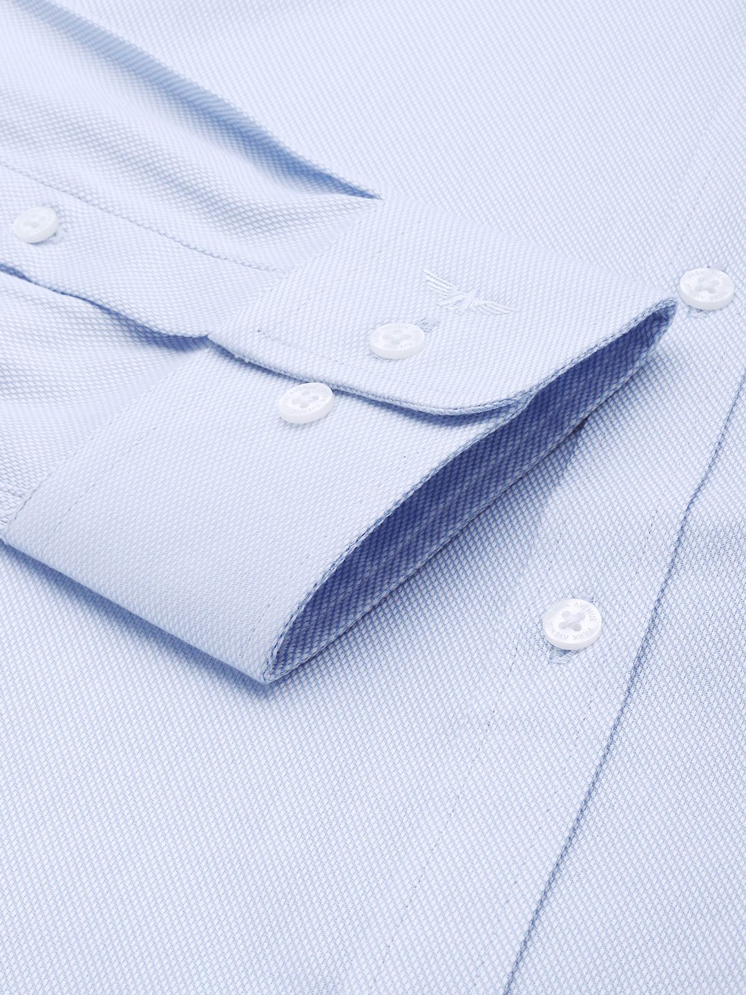 Park Avenue Pure Cotton Self Design Slim Fit Textured Formal Shirt