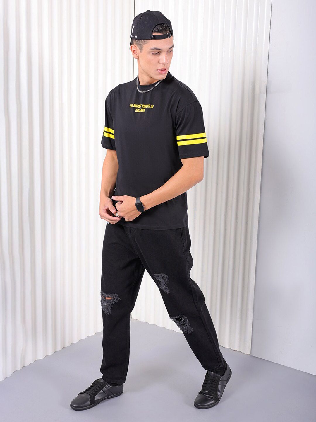 The Indian Garage Co Typography Printed Pure Cotton Regular Fit T-shirt
