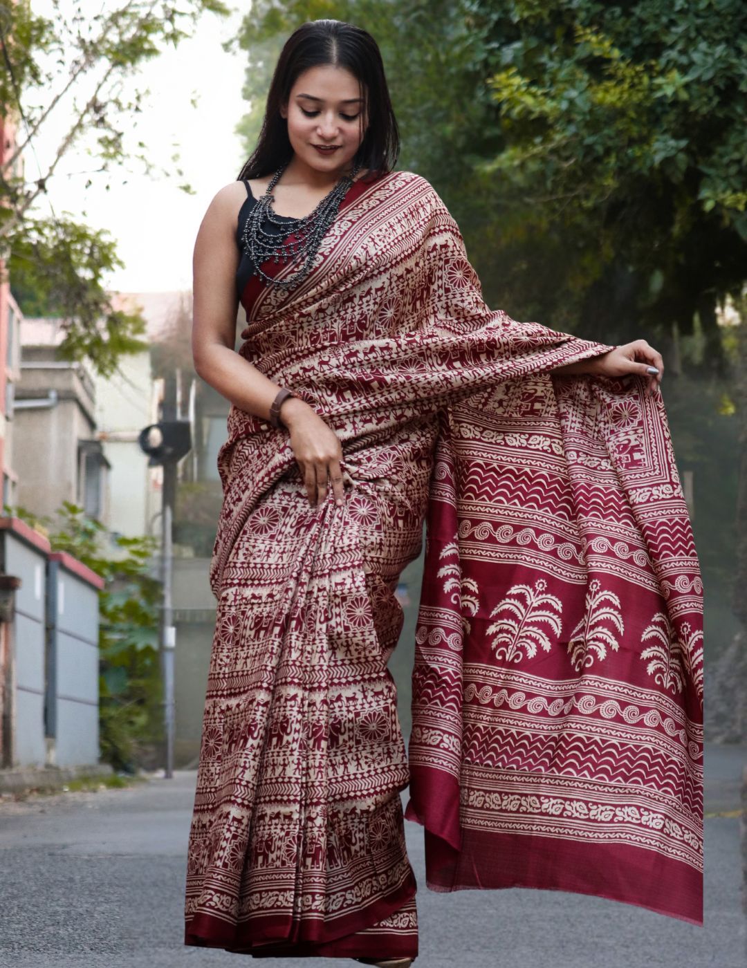 KALINI Geometric Printed Saree