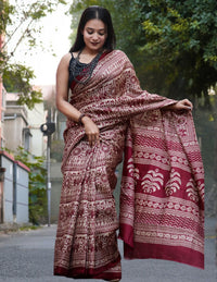 KALINI Geometric Printed Saree
