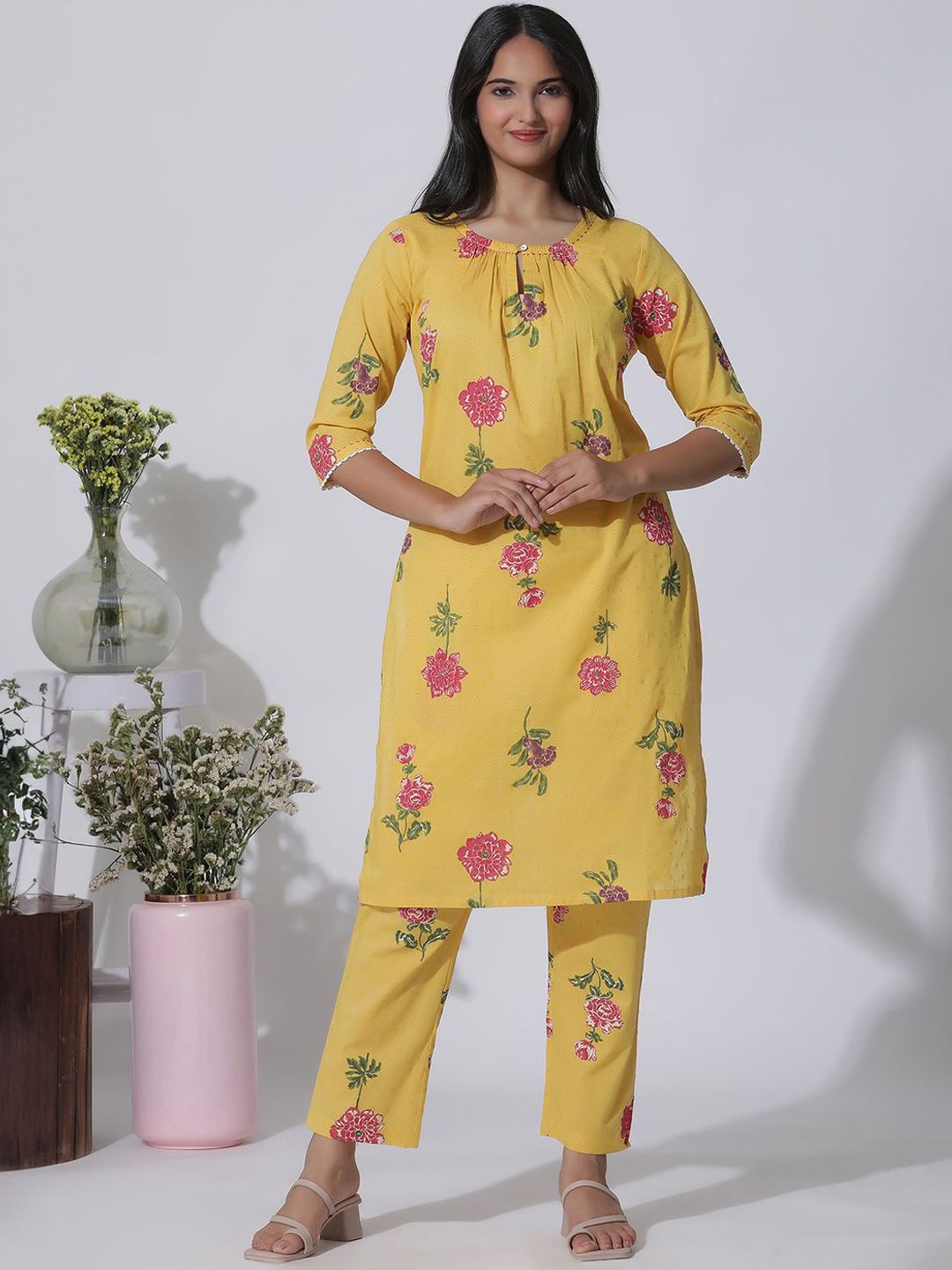 W Floral Printed Keyhole Neck Regular Thread Work Pure Cotton Kurta With Trousers
