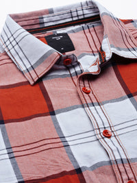 SPYKAR Men Pure Cotton Slim Fit Checked Casual Shirt