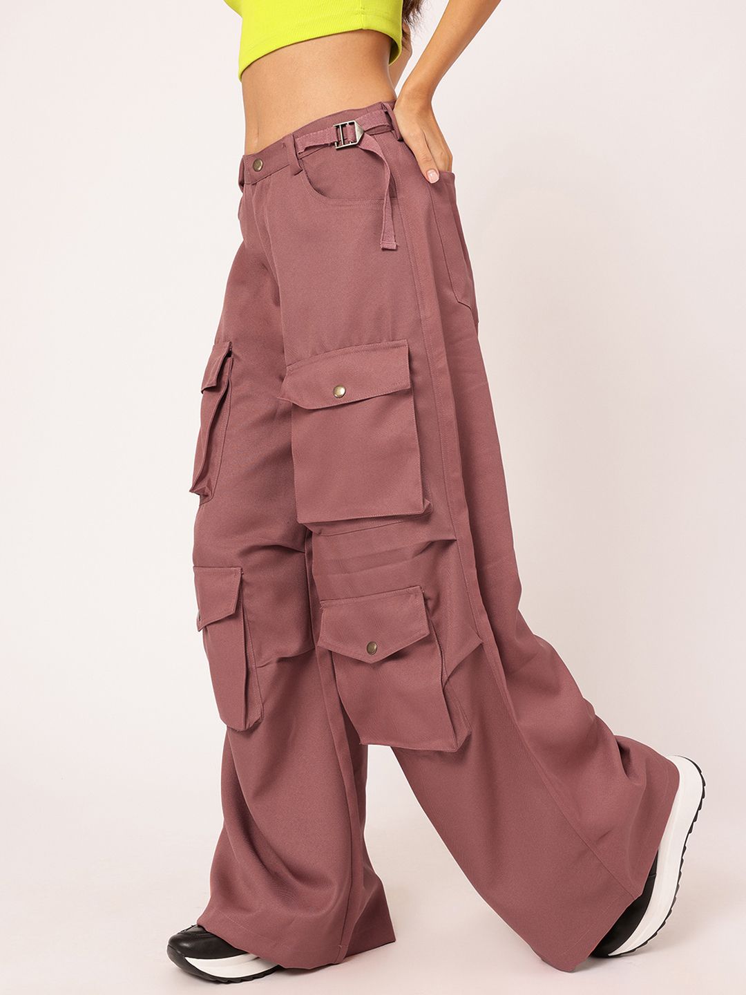 DressBerry Women Sleek-Stylish Relaxed Cargo