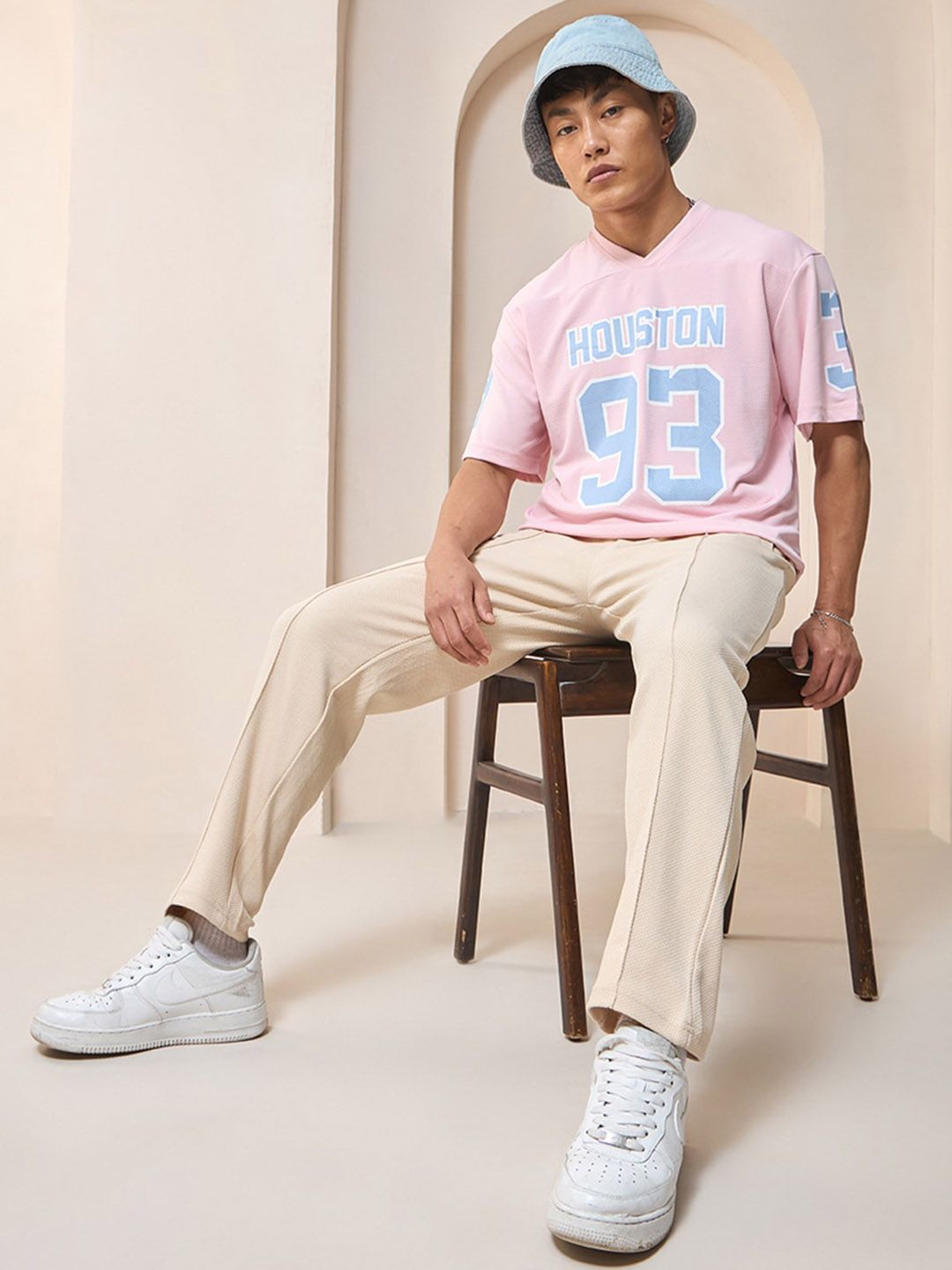 Bewakoof Men Track Pants