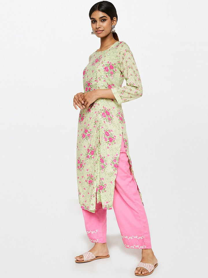 Global Desi Women Floral Printed Kurta