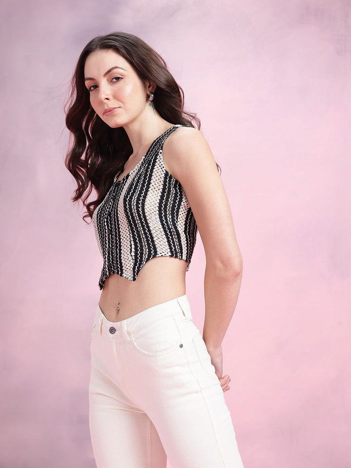 DressBerry Crochet Crop Top