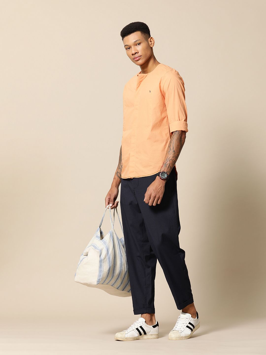 Mr Bowerbird Solid Tailored Fit Pure Cotton Compact Poplin Crew Neck Shirt