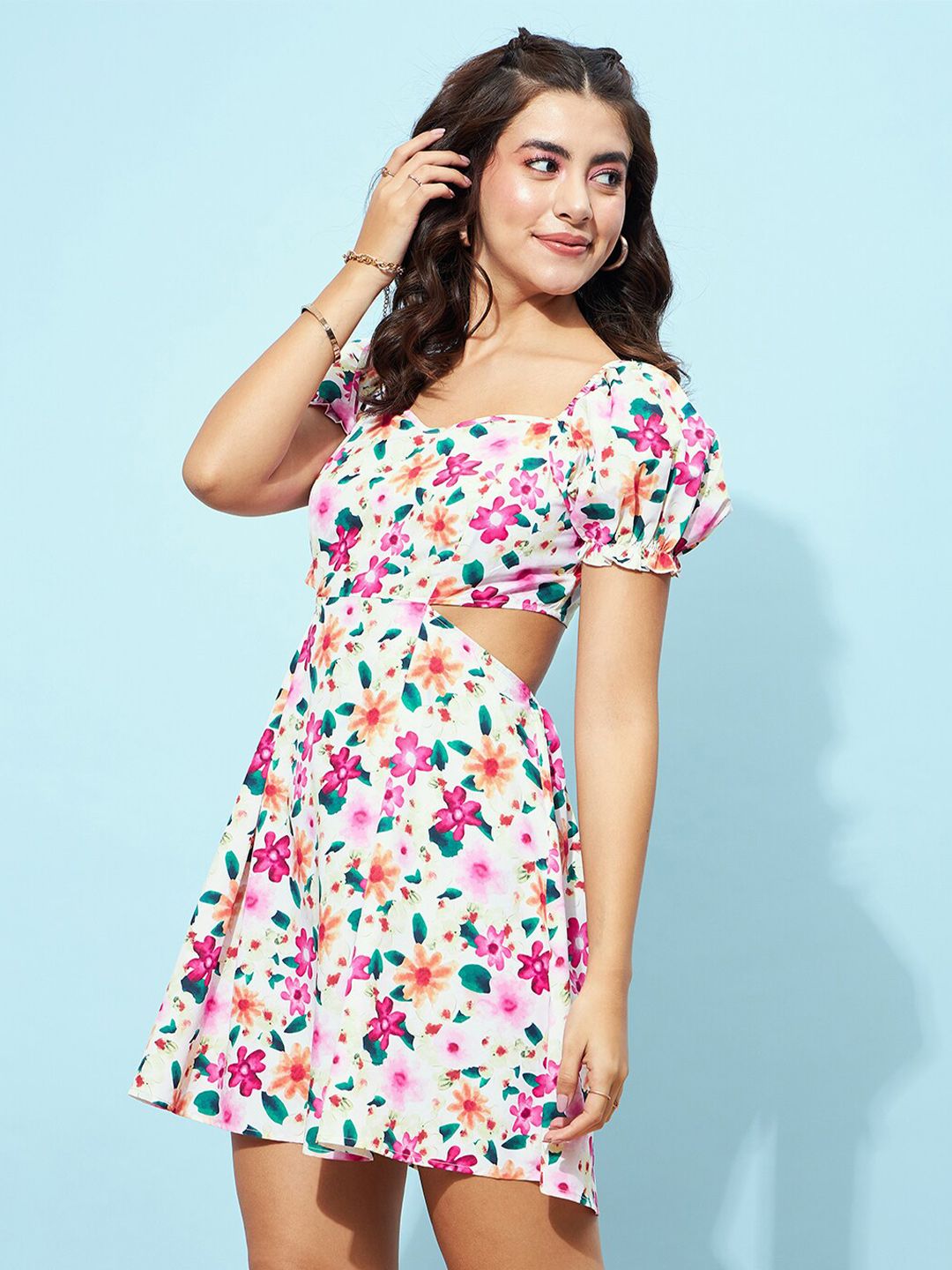 Berrylush Floral Printed Puff Sleeve Cut-Out Detail Fit & Flare Dress