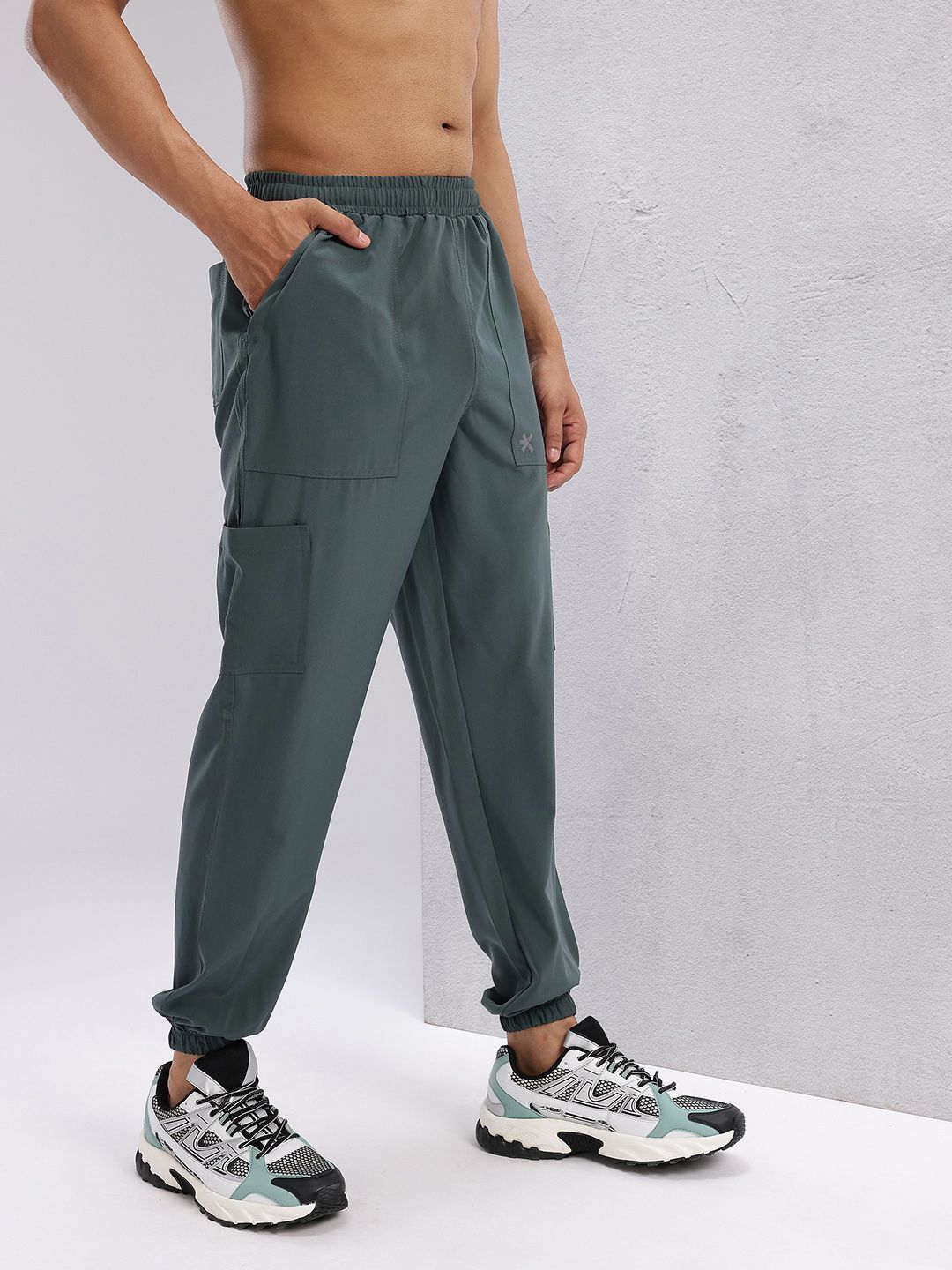 HRX by Hrithik Roshan Men Rapid-Dry Cargo Style Training Joggers