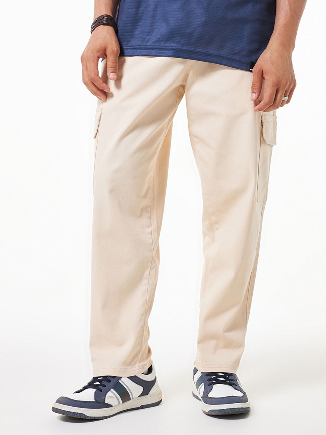 Bewakoof Men Cargo Carpenter Pants