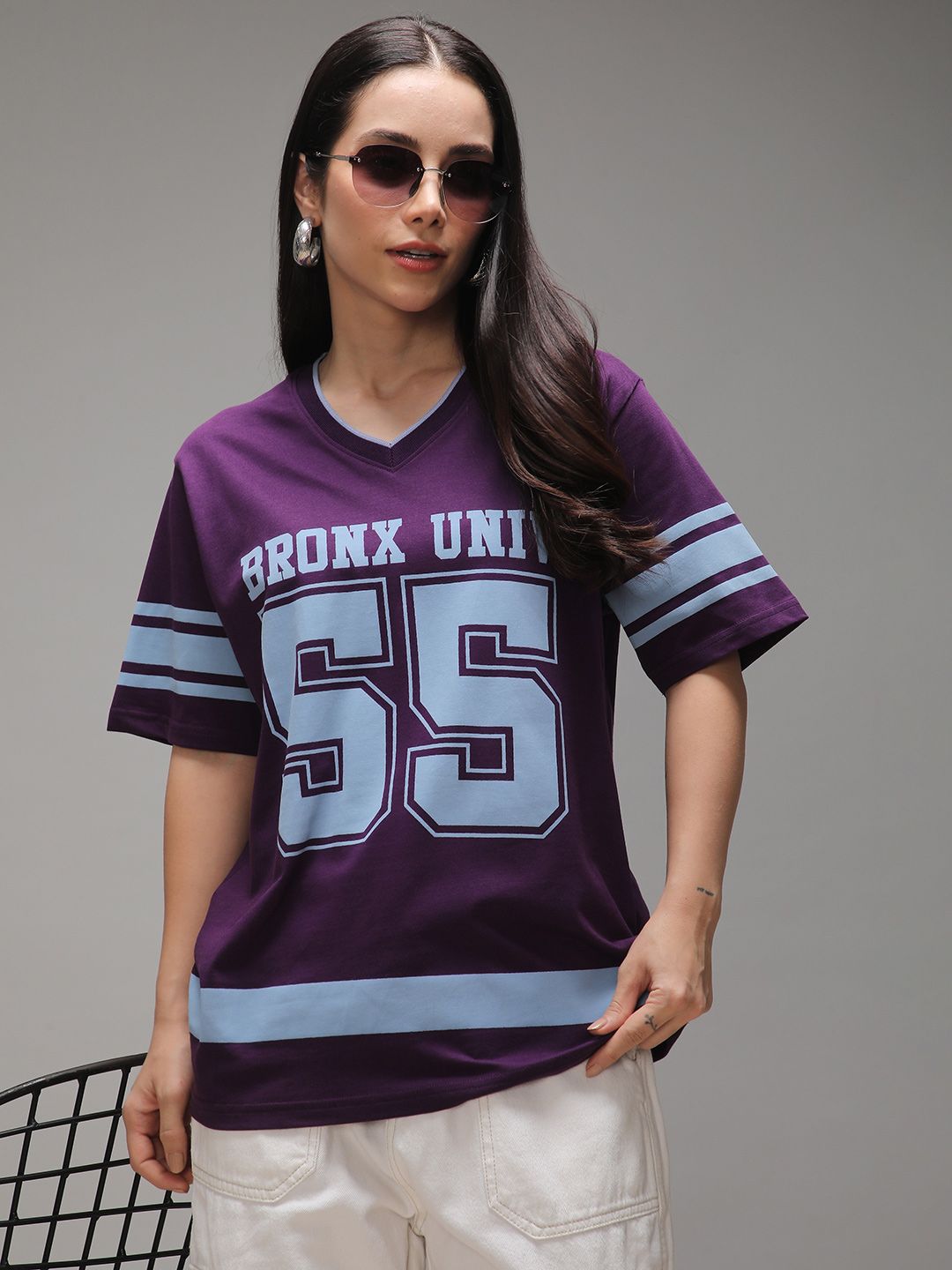 DILLINGER Women Short Sleeve Oversized V-Neck Printed Tshirt