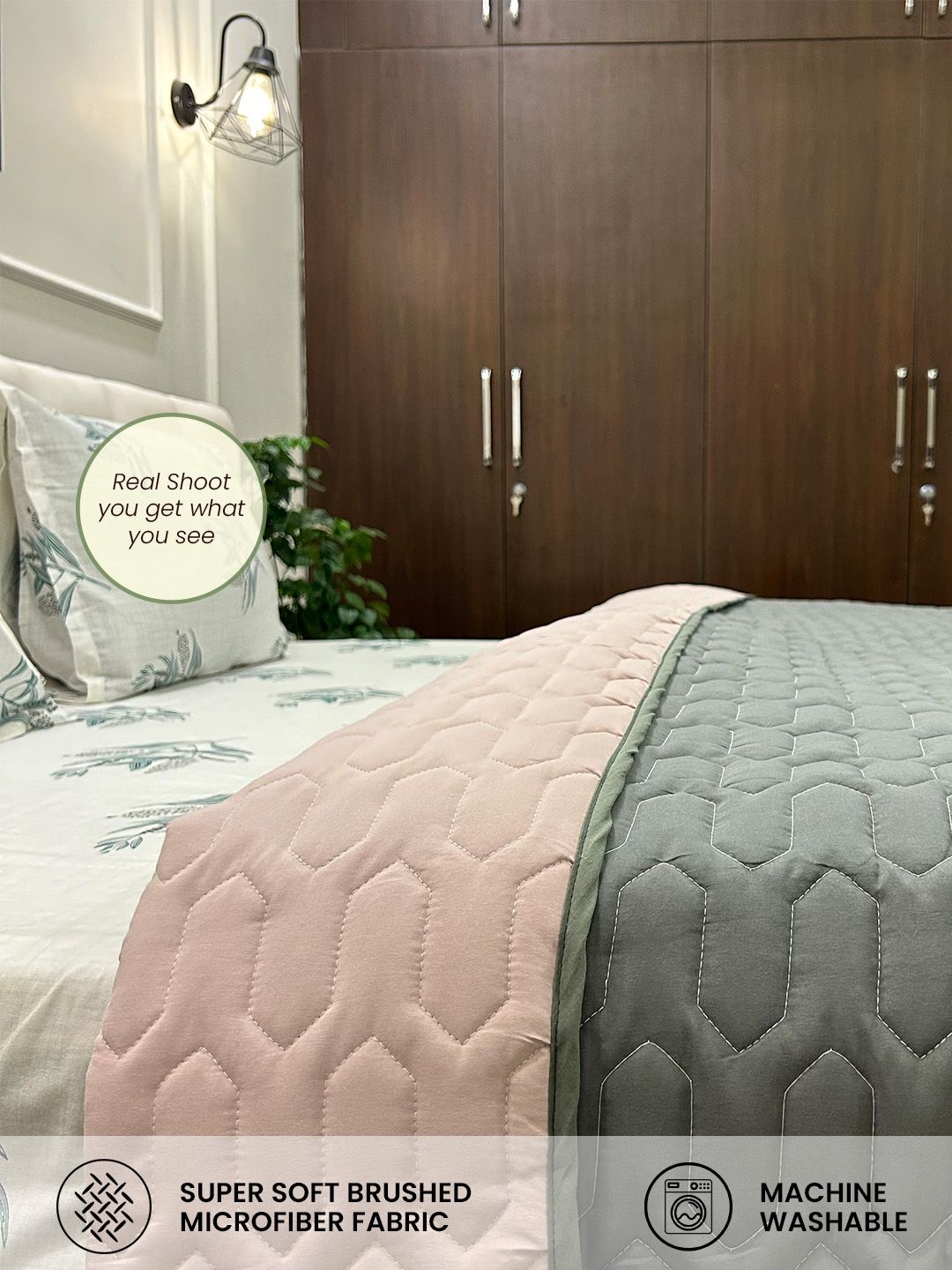 URBAN SPACE Grey Geometric Microfiber Heavy Winter Double Bed Comforter